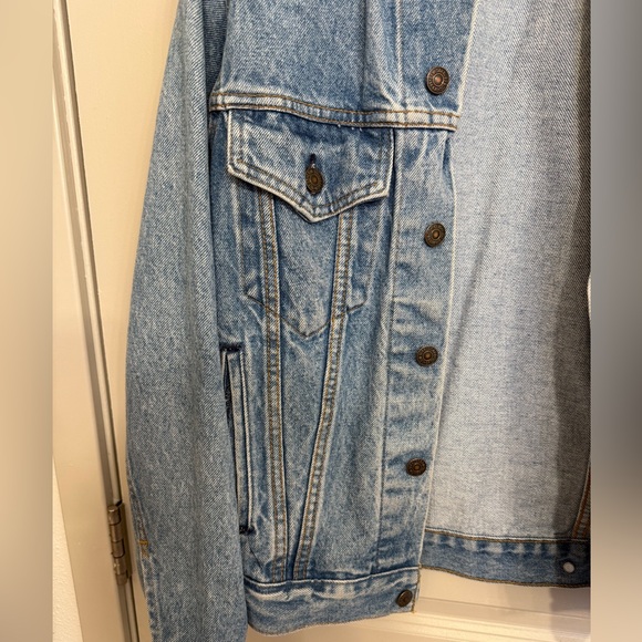 Classic vintage Levi’s Type III trucker jacket - Picture 3 of 9